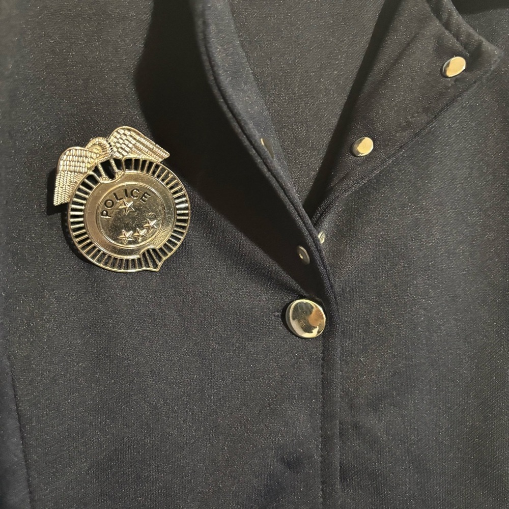 Spirit Dark Blue Police Officer XS Girl’s Dress Costume - Picture 3 of 7